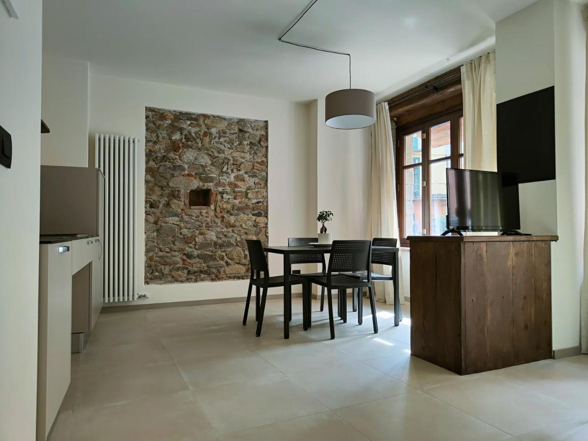 Domus Acaja Apartment Пинероло Екстериор снимка