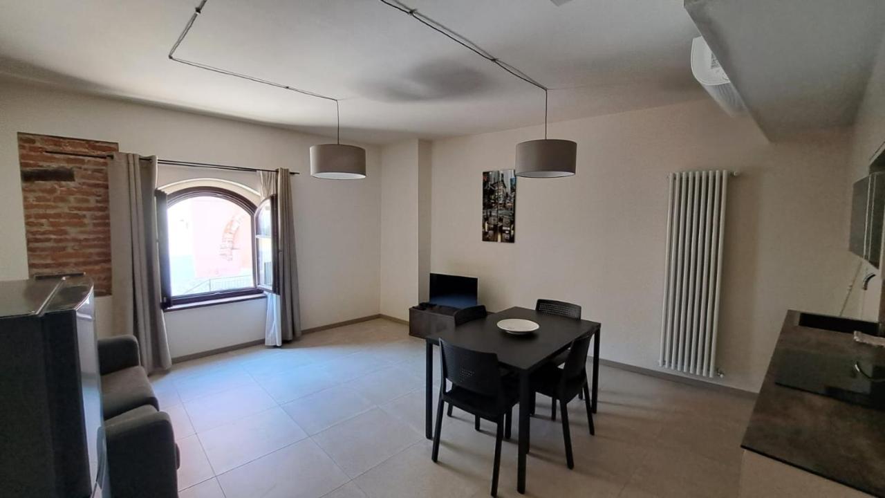 Domus Acaja Apartment Пинероло Екстериор снимка